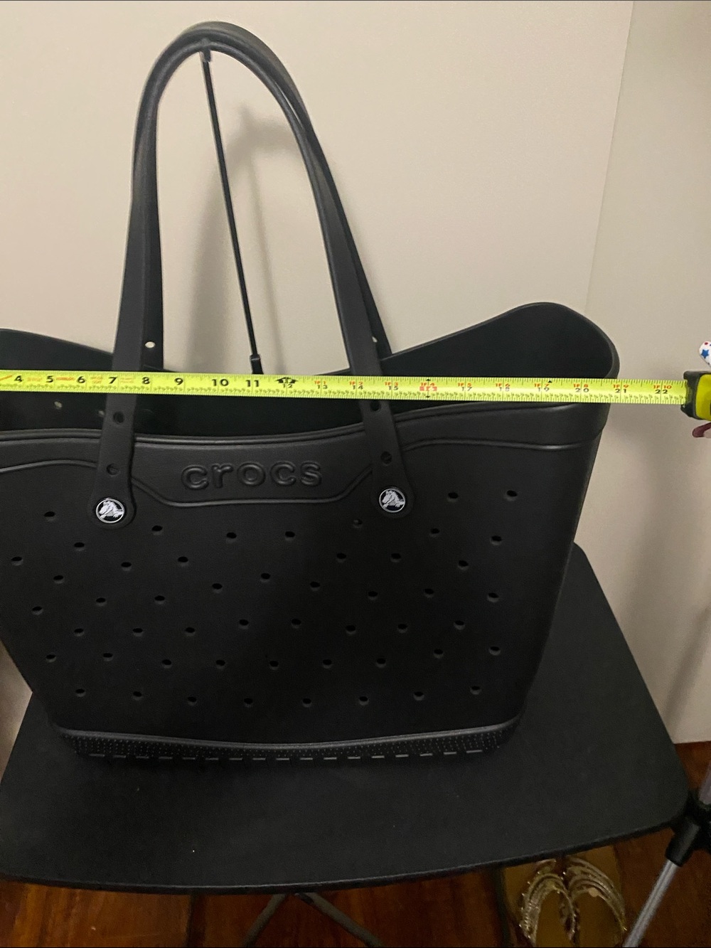 CROCS Large Black Perforated Tote - Picture 8 of 11